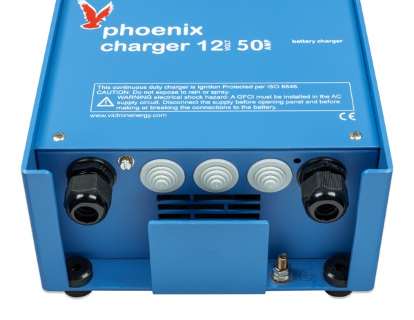 Victron® Phoenix Ladegerät 12/50 - 12V 50A 120-240V